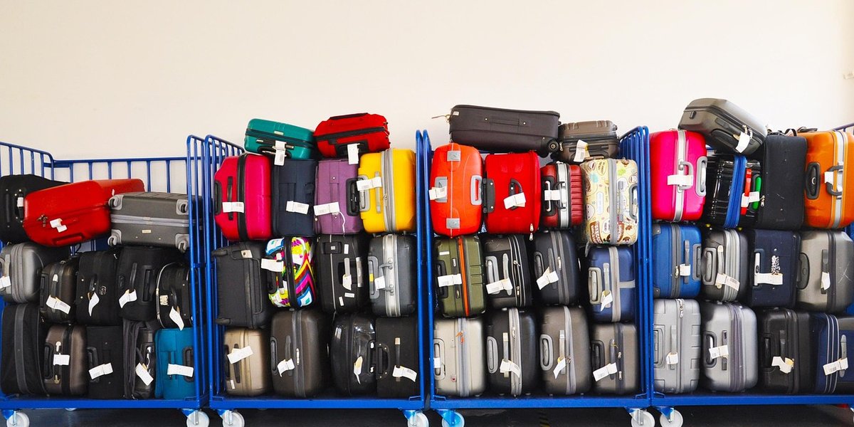 Why Airlines Sometimes Leave Baggage Behind: The Real Reasons Explained